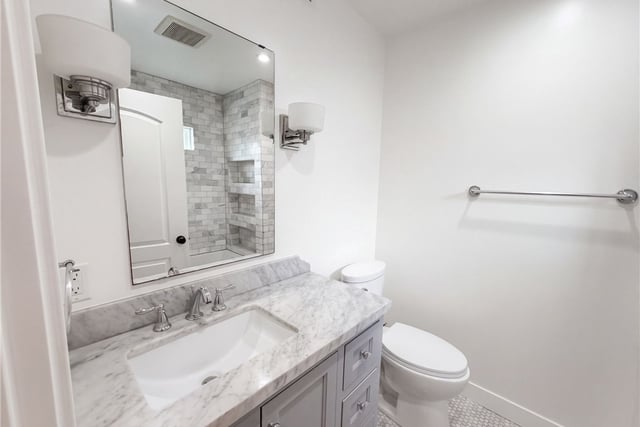 1110 Queen Anne Place, Los Angeles, CA 90019 — photo 18 of 27
