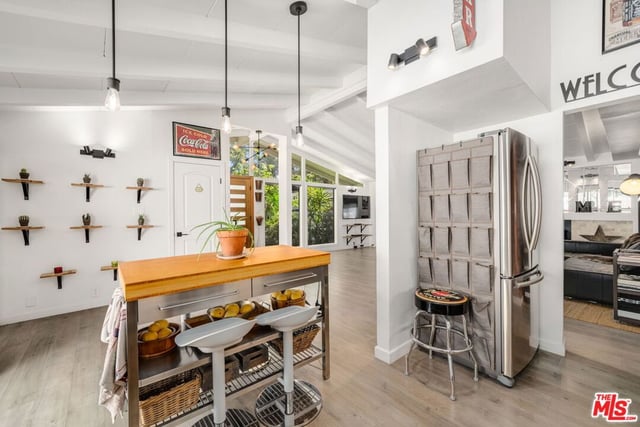 19805 Hamlin Street, Woodland Hills, CA 91367 — photo 12 of 56