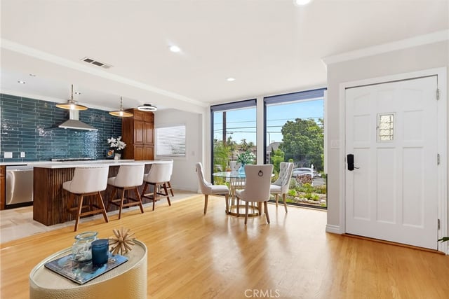 211 N Western Avenue, San Pedro, CA 90732 — photo 9 of 61