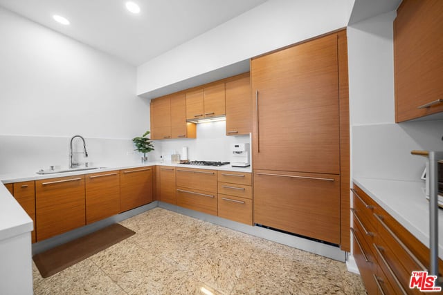 900 W Olympic Boulevard 28E, Los Angeles, CA 90015 — photo 6 of 46
