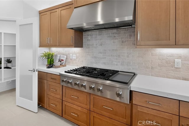 27976 Plateau Terrace, Valencia, CA 91381 — photo 3 of 31