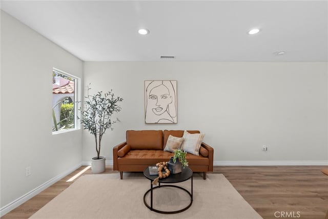 1745 W 39th, Los Angeles, CA 90062 — photo 8 of 33