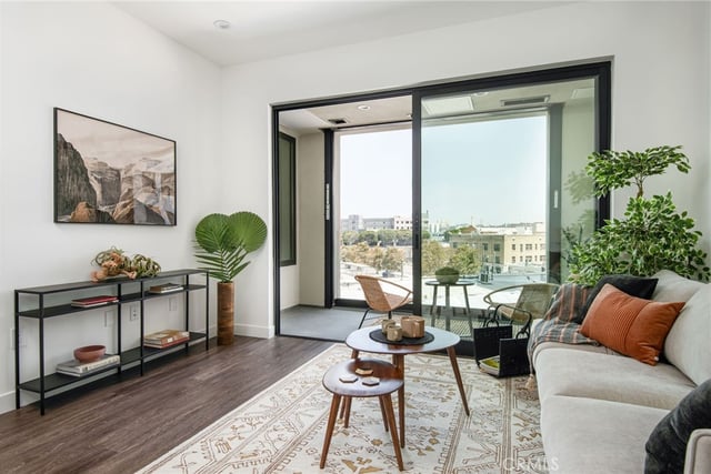118 Astronaut Ellison S Onizuka Street 404, Los Angeles, CA 90012 — photo 10 of 31
