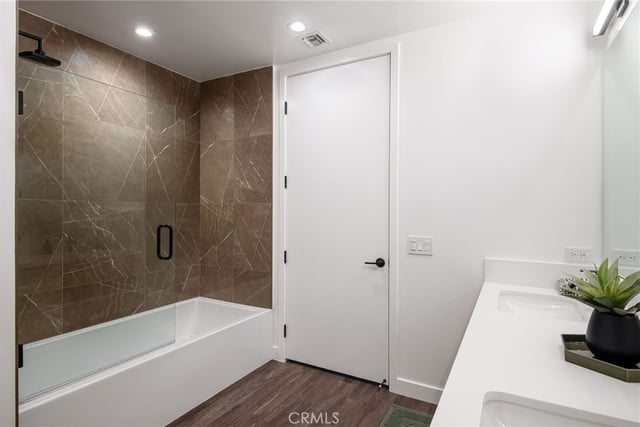 118 Astronaut Ellison S Onizuka Street 404, Los Angeles, CA 90012 — photo 15 of 31