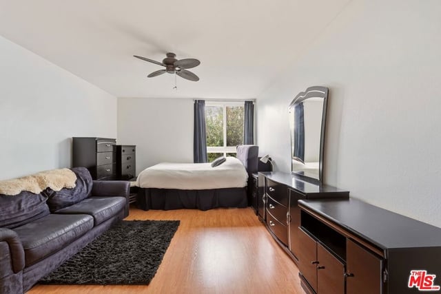 911 N Kings Road 310, West Hollywood, CA 90069 — photo 13 of 23