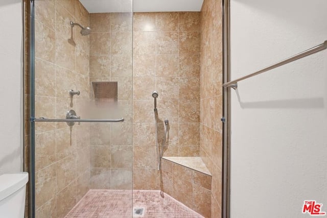911 N Kings Road 310, West Hollywood, CA 90069 — photo 18 of 23