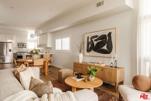 1434 1/2 S Sycamore Avenue, Los Angeles, CA 90019 — photo 18 of 46