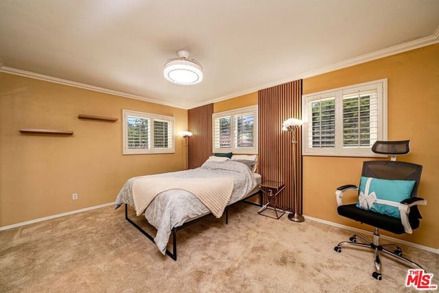 359 Blackshear Avenue, Los Angeles, CA 90022 — photo 31 of 46