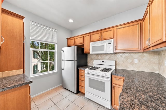 24124 Victoria 57, Valencia, CA 91355 — photo 3 of 24