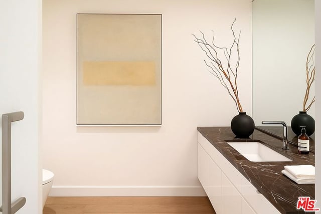 9000 W 3rd Street 208, Los Angeles, CA 90048 — photo 11 of 39