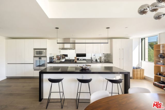 9000 W 3rd Street 208, Los Angeles, CA 90048 — photo 13 of 39