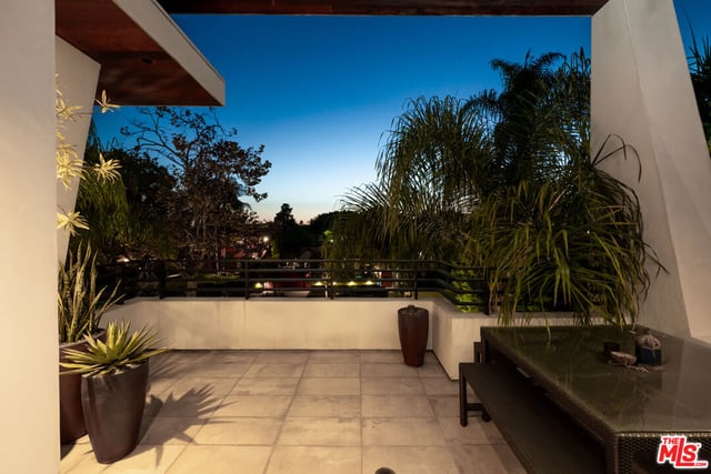 844 N Harper Avenue, Los Angeles, CA 90046 — photo 27 of 32