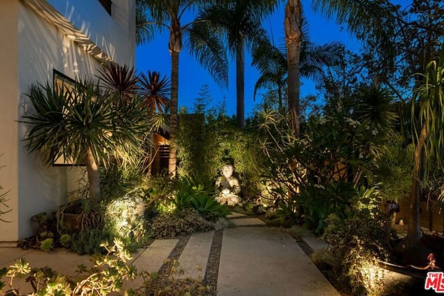 844 N Harper Avenue, Los Angeles, CA 90046 — photo 30 of 32