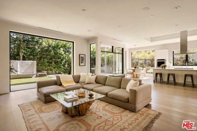844 N Harper Avenue, Los Angeles, CA 90046 — photo 8 of 32
