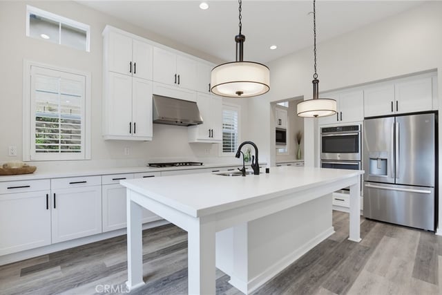 25110 Citron Lane, Canyon Country, CA 91387 — photo 11 of 38