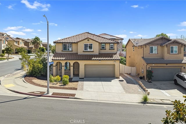13422 Red Hawk Drive, Sylmar, CA 91342 — photo 3 of 68