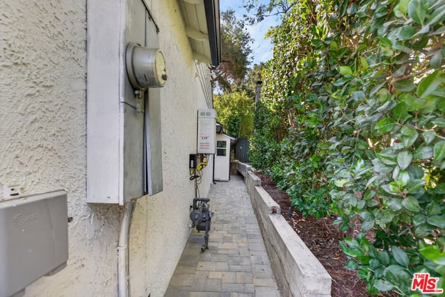 2727 Hollister Terrace, Glendale, CA 91206 — photo 65 of 76