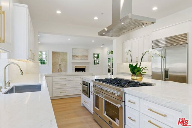 367 Loire Valley Drive, Simi Valley, CA 93065 — photo 18 of 47
