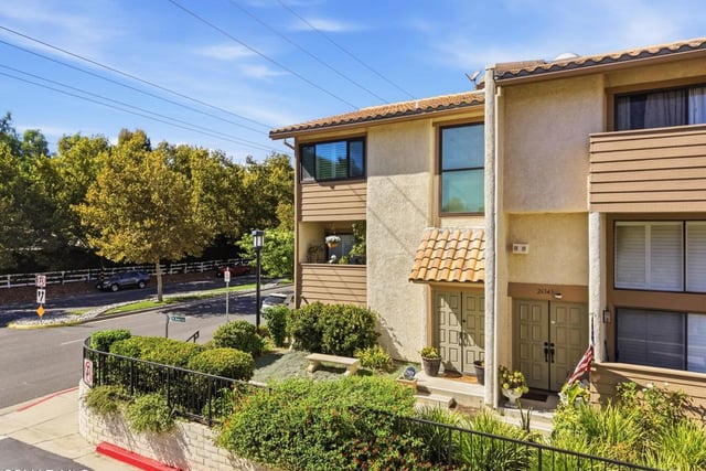 26345 W Bravo Lane, Calabasas, CA 91302 — photo 36 of 50