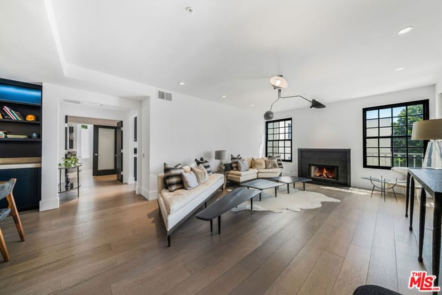 960 N Doheny Drive 301, West Hollywood, CA 90069 — photo 11 of 43