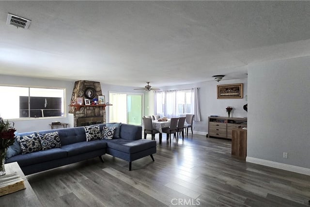 7865 Jamieson, Reseda, CA 91335 — photo 10 of 42