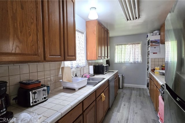 7865 Jamieson, Reseda, CA 91335 — photo 8 of 42
