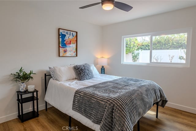 8018 Winnetka Avenue, Winnetka, CA 91306 — photo 15 of 29