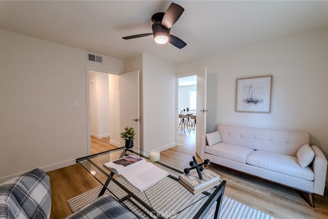 8018 Winnetka Avenue, Winnetka, CA 91306 — photo 20 of 29