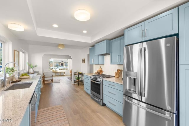 175 E Lewis Street, Ventura, CA 93001 — photo 16 of 38