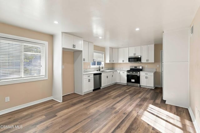 2919 Anchorage Avenue, Simi Valley, CA 93063 — photo 8 of 39