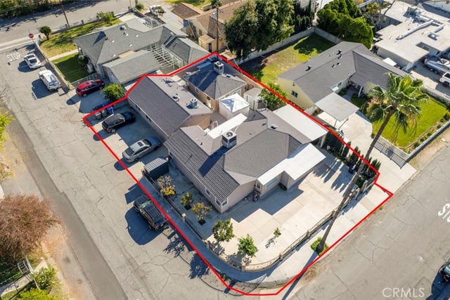 1670 N Oxford Avenue N, Pasadena, CA 91104 — photo 4 of 11
