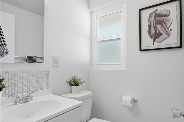 1049 E Walnut Creek Parkway, West Covina, CA 91790 — photo 31 of 42