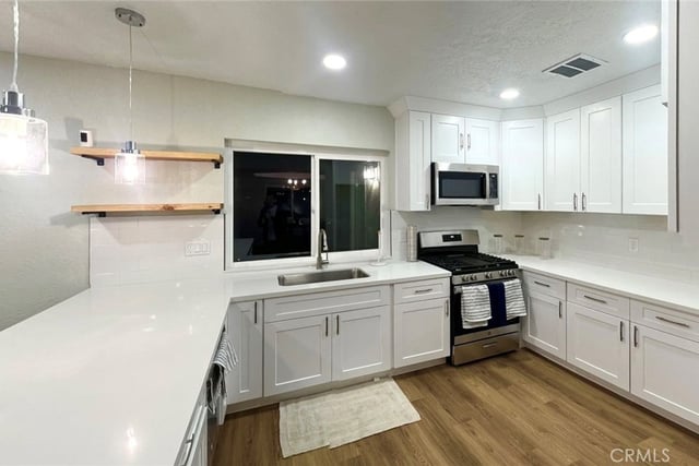 42944 Beau Ville Court, Lancaster, CA 93536 — photo 5 of 30