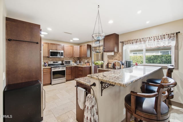 6446 San Como Lane, Camarillo, CA 93012 — photo 14 of 64