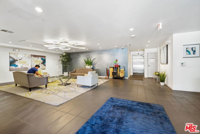 436 S Virgil Avenue 308, Los Angeles, CA 90020 — photo 12 of 16
