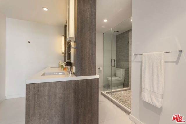 818 N Doheny Drive 803, West Hollywood, CA 90069 — photo 16 of 31