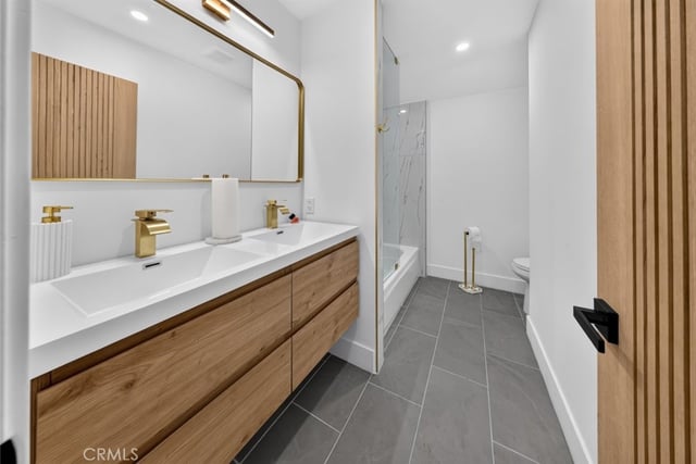 20254 Leadwell Street, Canoga Park, CA 91306 — photo 44 of 54