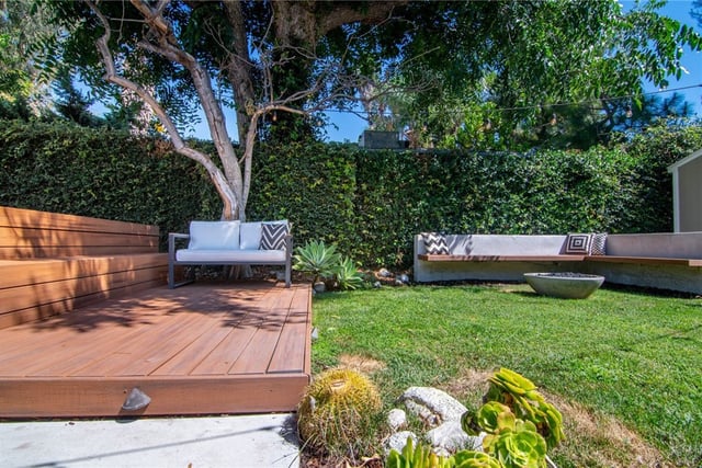 10703 Collins Street, North Hollywood, CA 91601 — photo 27 of 30