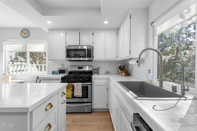 4868 Sullivan Street, Ventura, CA 93003 — photo 4 of 31