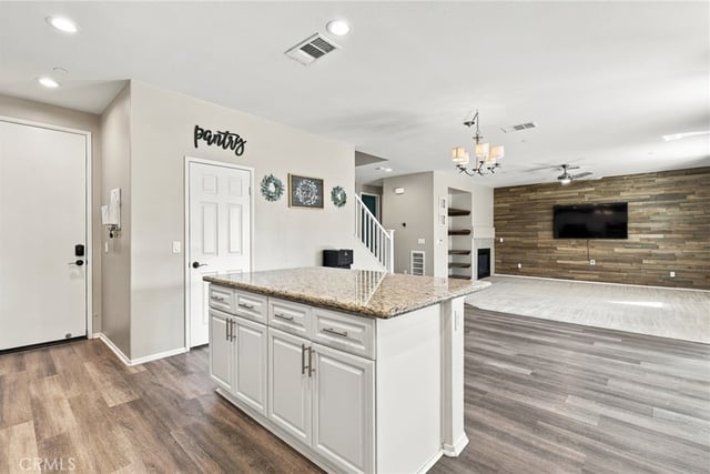 4702 W Jewel Drive, Lancaster, CA 93536 — photo 8 of 47