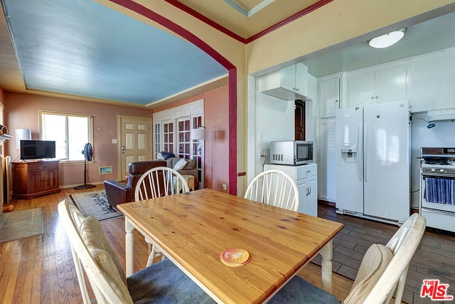 8046 Westlawn Avenue, Los Angeles, CA 90045 — photo 7 of 24