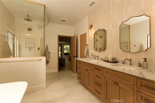 5959 Woodland View Drive, Woodland Hills, CA 91367 — photo 30 of 58
