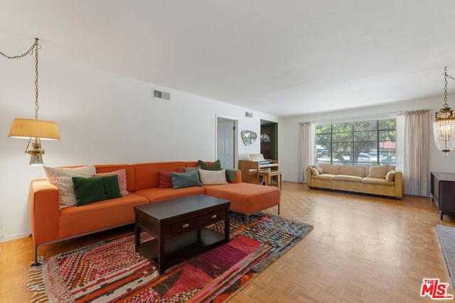 18914 Malden Street, Los Angeles, CA 91324 — photo 4 of 26