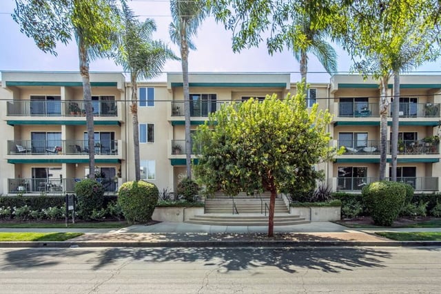 4501 Cedros Avenue 206, Sherman Oaks, CA 91403 — photo 23 of 27