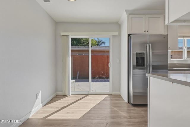 880 E Avenida De Las Flores, Thousand Oaks, CA 91360 — photo 9 of 30