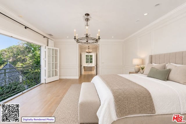 366 S June Street, Los Angeles, CA 90020 — photo 13 of 21