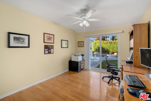 23001 Lita Place, Woodland Hills, CA 91364 — photo 32 of 44