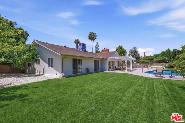 23001 Lita Place, Woodland Hills, CA 91364 — photo 34 of 44