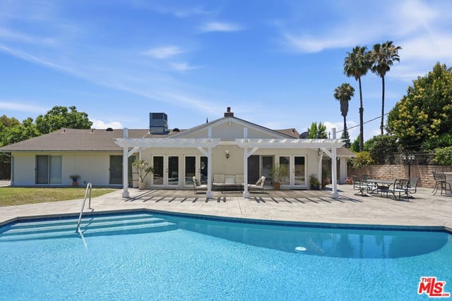 23001 Lita Place, Woodland Hills, CA 91364 — photo 38 of 44