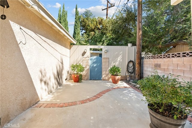 23044 Hilse, Newhall, CA 91321 — photo 39 of 51